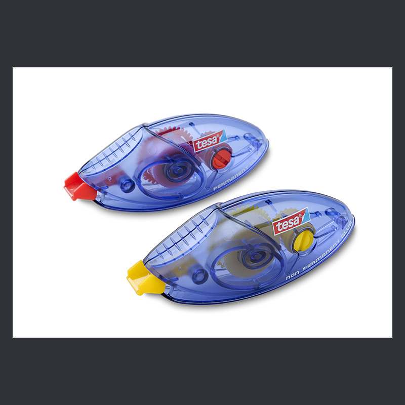 Modernes Produktfoto von einem Tesafilm-Abroller